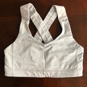 Lululemon Cross Back Sports Bra